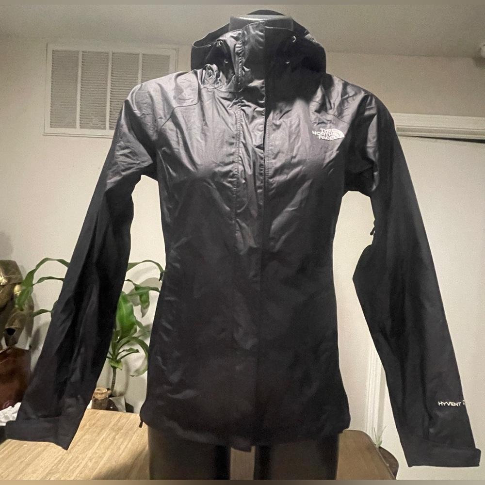 The North Face Women's Black HyVent Jacket, Size XS - Picture 1 of 9